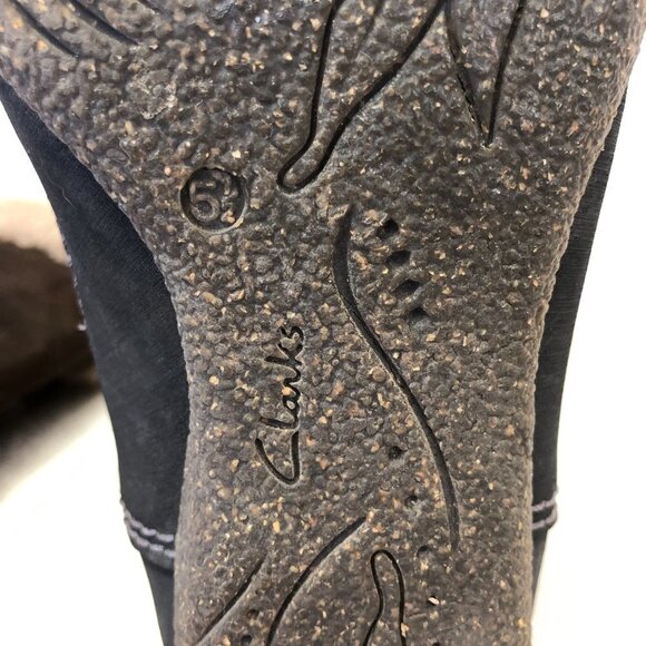 Clarks Brown Suede Side Zip Fur Lined Winter Boots Size 7.5 - Picture 10 of 16